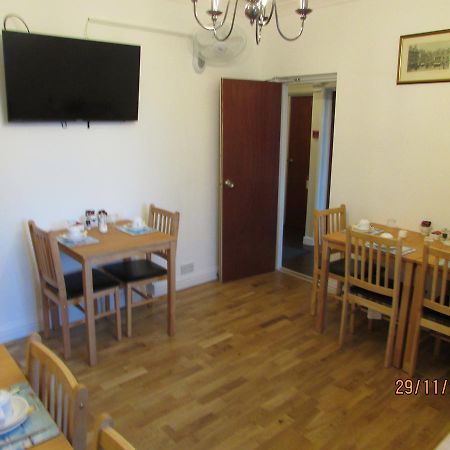 Charlotte Guest House Веймут Екстер'єр фото
