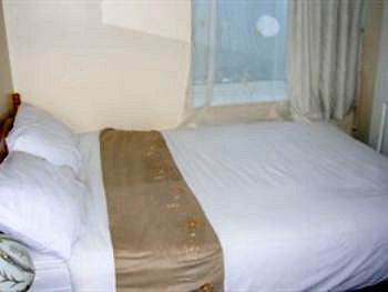 Charlotte Guest House Веймут Екстер'єр фото