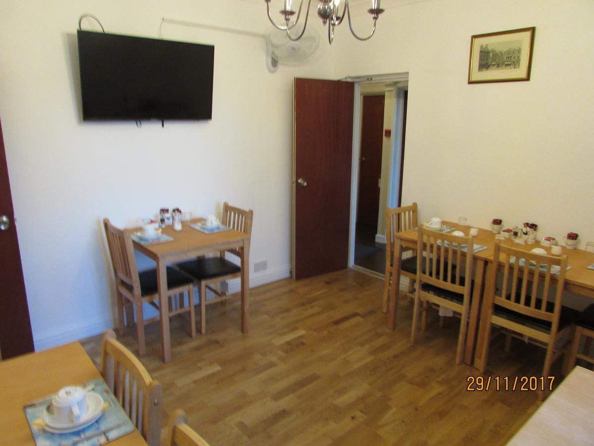 Charlotte Guest House Веймут Екстер'єр фото