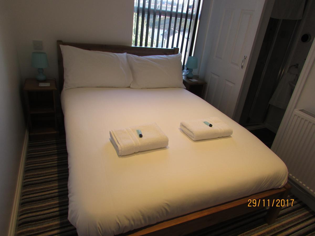 Charlotte Guest House Веймут Екстер'єр фото